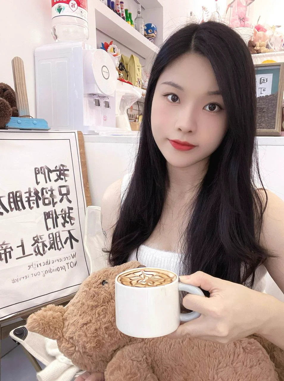 30岁了，心上不放任何人没有喜欢的人没有暧昧的人没有伤心的余地也没有非要达成的事 https://t.co/Vv5BCWWAc3