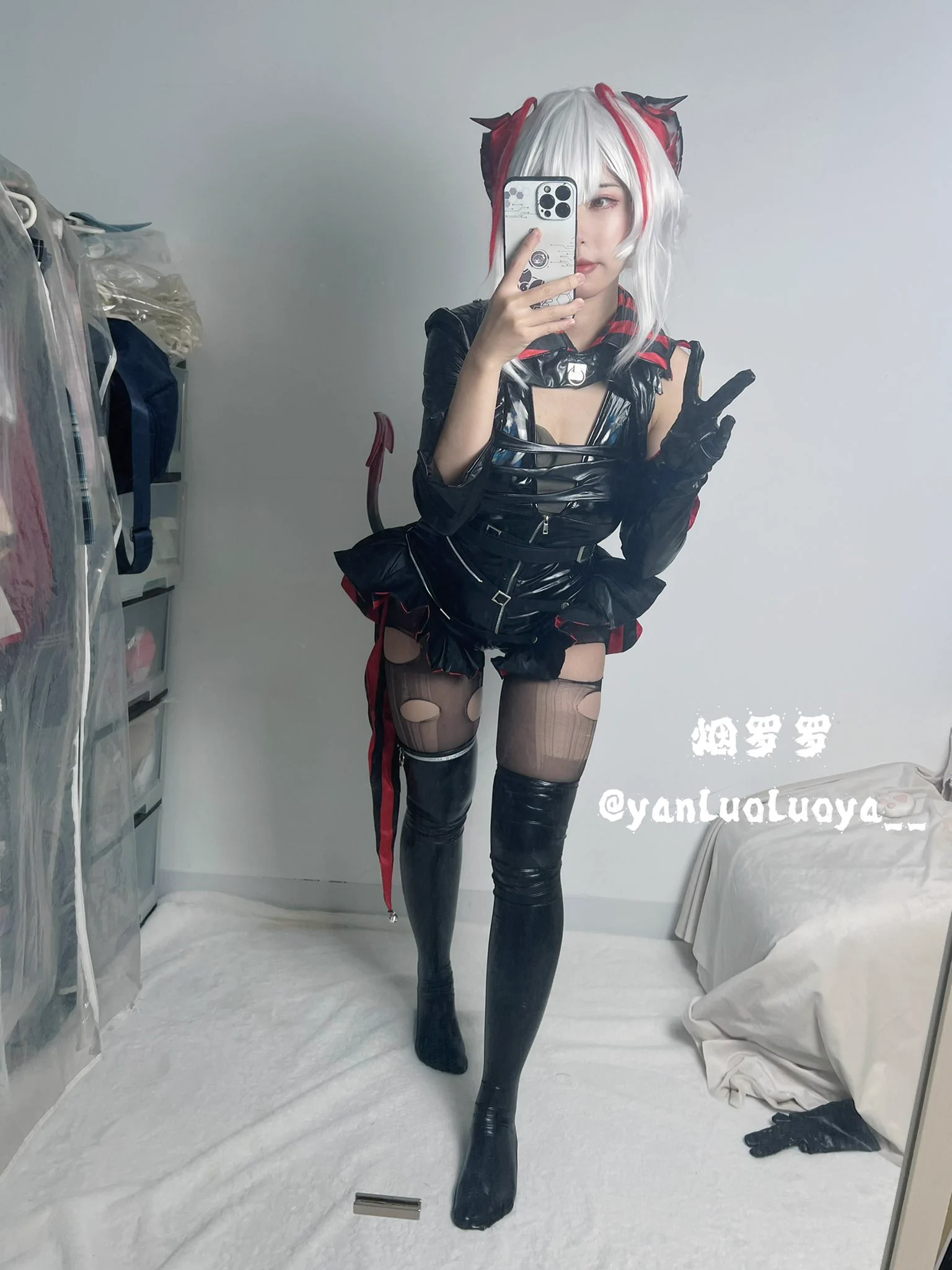 你在偷看是吧！可是有惩罚的！@xyberdolls @xybereum @xyberlabs麻烦各位大佬了 https://t.co/f8xSoiNw7p