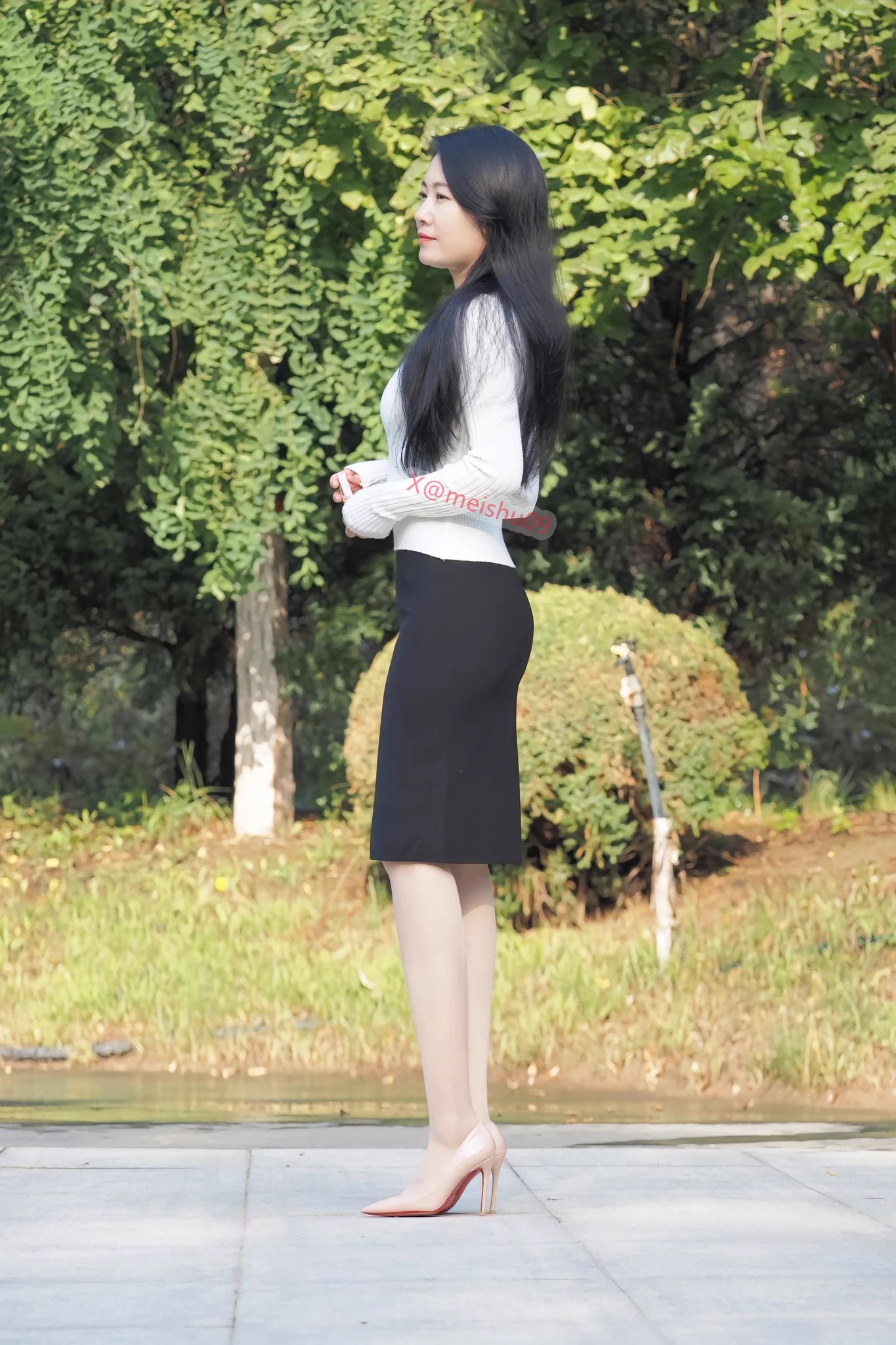 眼底的笑意却怎么也掩盖不了眼里的失望。 https://t.co/nZNyx5wtRe