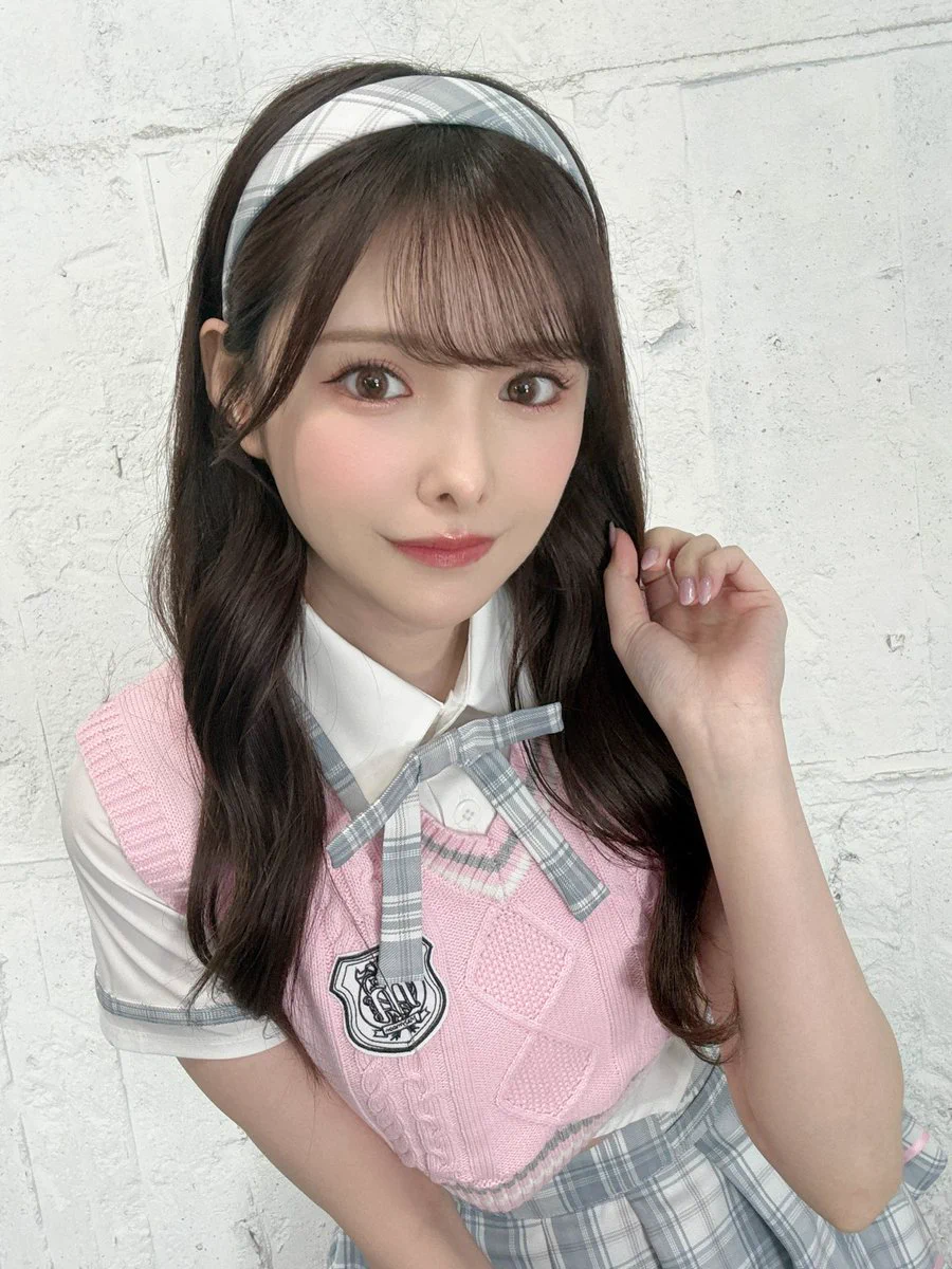 【还剩3天！】4月20日名古屋活动上所穿的cosplay服装现已在FANZA上拍卖！ ！重温那一刻以及活动中的激动人心的时刻！出价请点击此处↓写真福利：https://t.co/mWIql8PdA7＃イベント＃コスプレ＃FANZA#ActorJuyeonDebut #桥本ありな #桥本有菜 #新有菜 #新ありな @ArataArina_ @Arina_a9 https://t.co/iBV5hooOdH