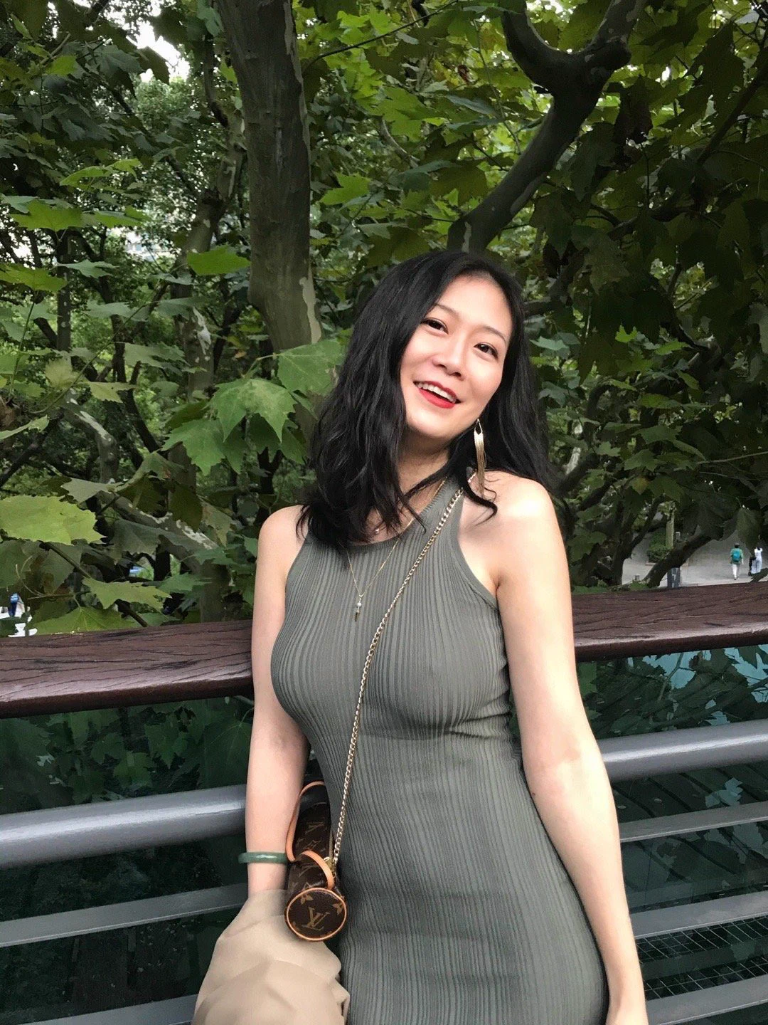 上海41岁美丽大方的林姨 https://t.co/jhN3eaCpzD