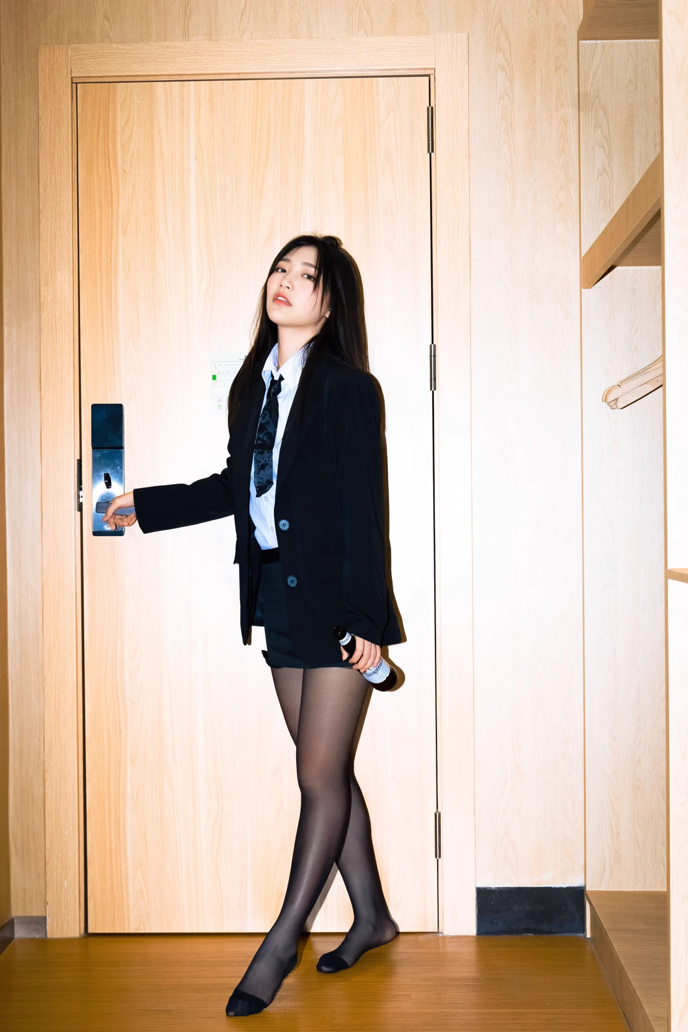 不想假期结束#人像摄影 #少女写真 #私房写真 #私房 #私房摄影@Fengsiyuan@tbzt2024 @wqganenshi_ https://t.co/ANR3egPWvD