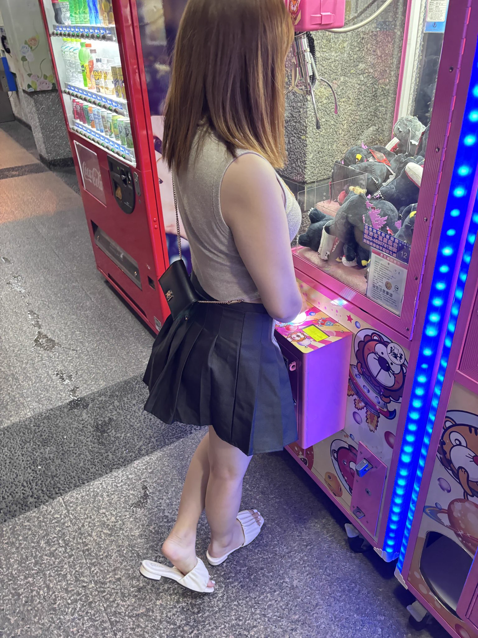 第一眼會先看哪裡呢～😳 https://t.co/o2UQg6bAct