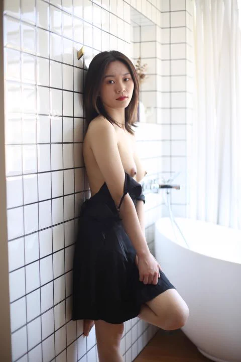 #免费资源 2024年流出希威社素人女神【国模KK】大尺度4K高清套图【657P/4V】，进电报群免费获取：https://t.co/b4dqzsZ4lK…@wqganenshi_@euteeeee@Haosehou@007share https://t.co/P9q8iB4dxi