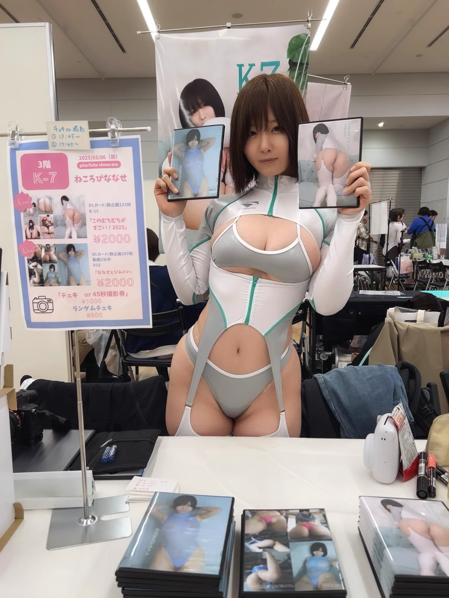 パルフェットショーケース２部の衣装チェンジしました！ https://t.co/RCKSetItX3