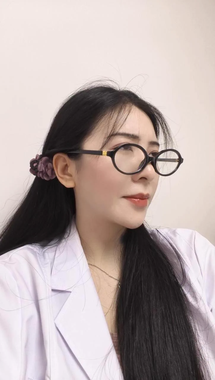 不要觉得医生在嫌弃你，有没有可能是我下面塞了什么东西，现在有点忍不住了呢… https://t.co/GO90rFxkV4