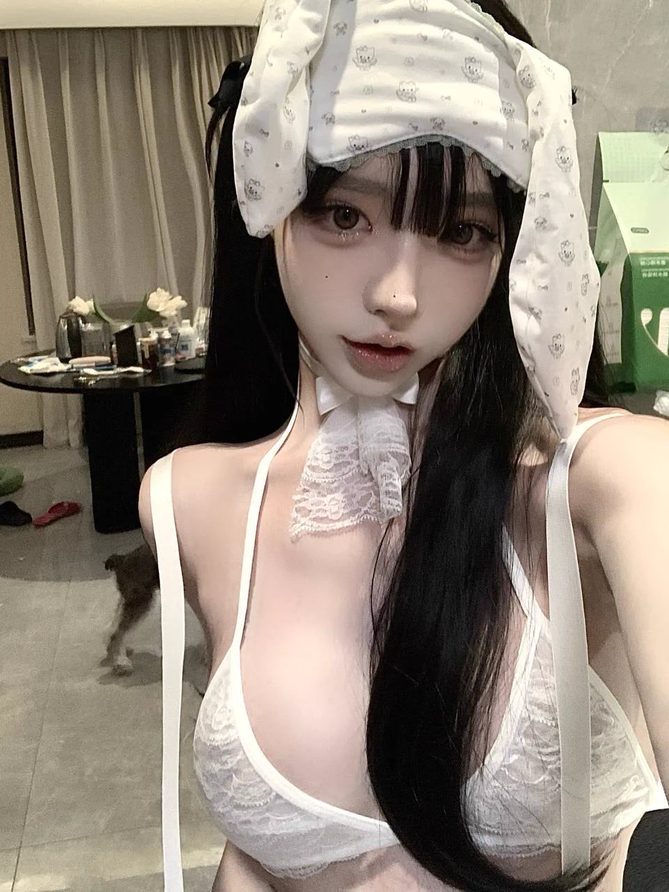 超高颜值极品美女顶级颜值给金主吃肉棒，完整版在主页置顶电报群冲冲冲！@007share @wqganenshi_ @eggroll_tea https://t.co/dRviEE4tAE