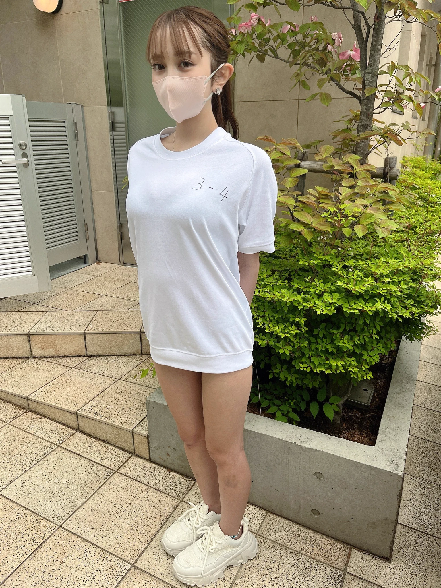 ダッシュ１本後、お股まで汗シミ... https://t.co/pdId4Aby7G
