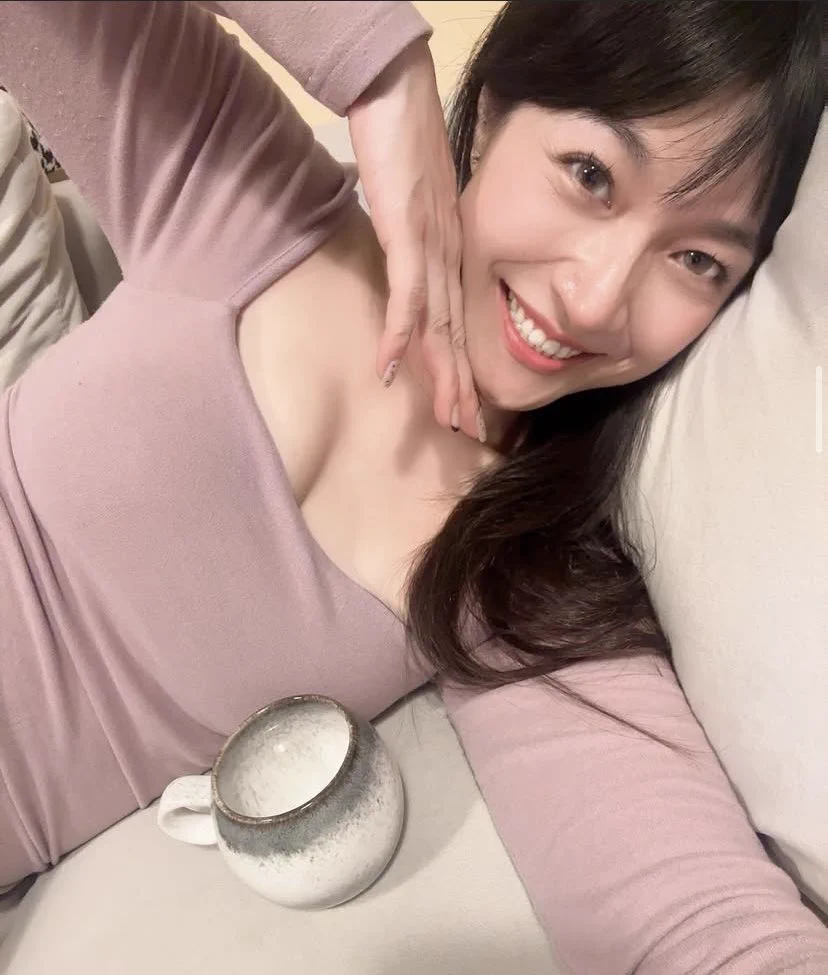 缘分就像一座桥梁，你从桥那边走，我从桥这边过，就这样遇见，希望在这里认识更多有素质的男士 https://t.co/JbOXzKOT8h