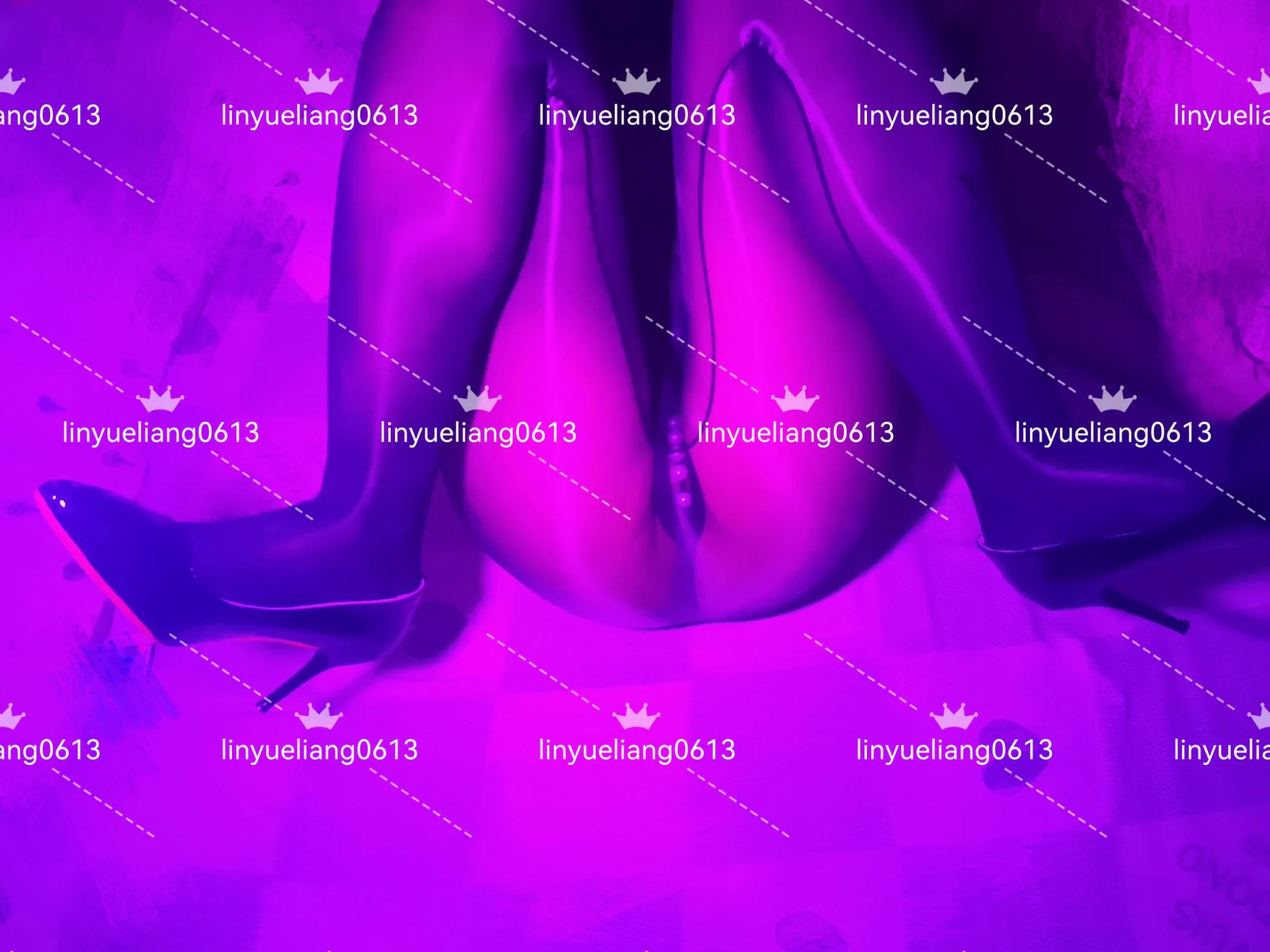 爹爹们要的母猪m腿来了。。就这样等待爹爹们使用呢。。@SexytoBaby @SexytoDoll @SexytoGirl @SexytoLady https://t.co/EJDUd4GbdK