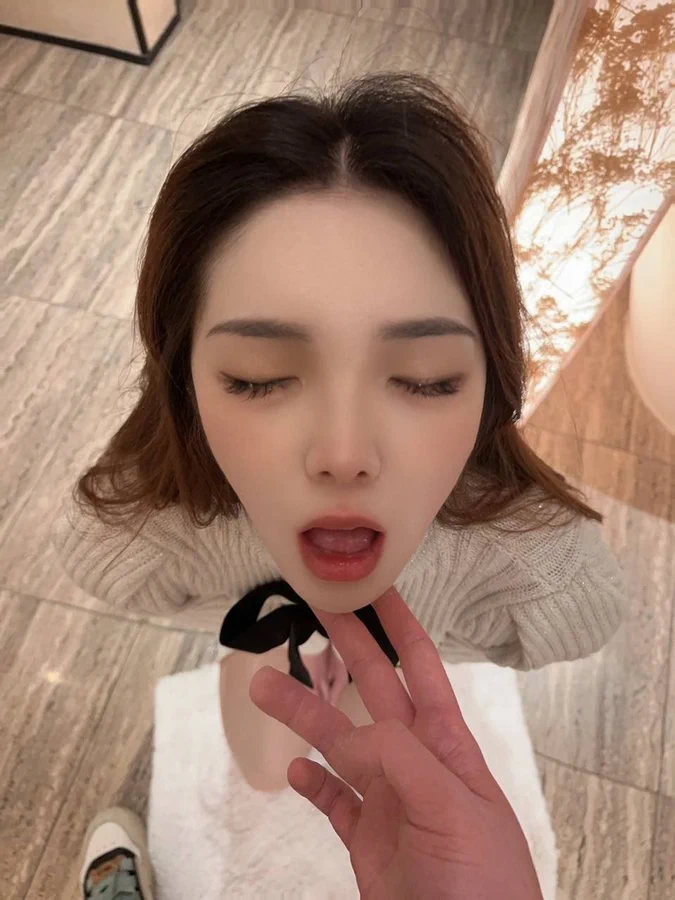 他背着他女朋友出来和我做爱，操了我四次，表现的还不错。 https://t.co/O5DICyfMRV