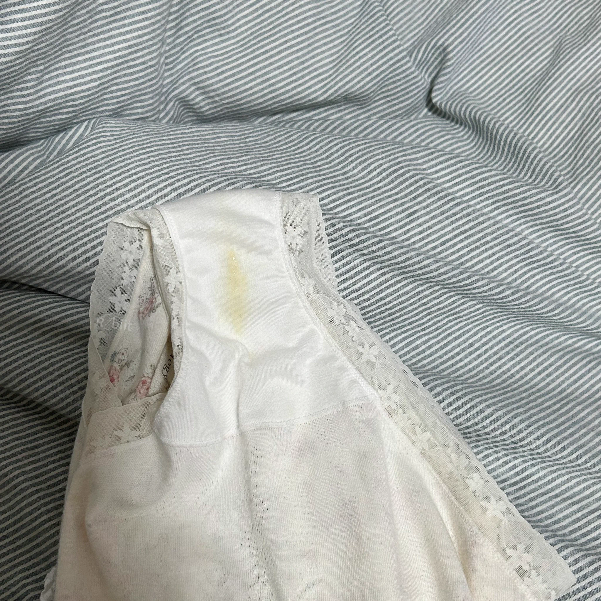原味内裤痕迹图慎点！！以及真空打包，欢迎找我买原味捏。 https://t.co/fg50ovfiO9