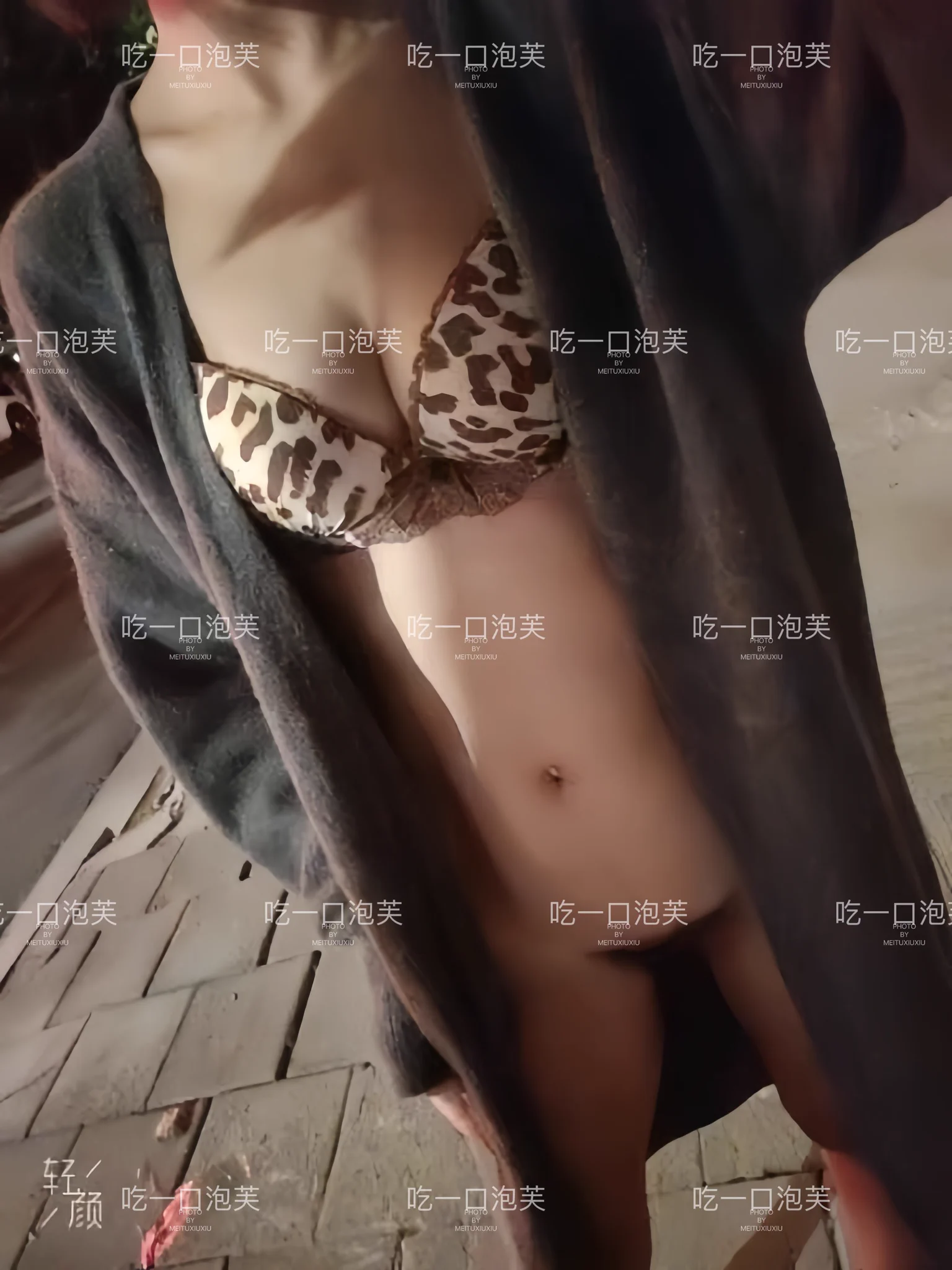 出门按摩去了，忽略掉我脱掉的内裤，我只是觉得有点闷热 https://t.co/oalajvbtph