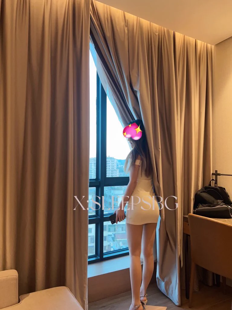 #2号女主 气质又带点骚喜欢肉丝的速入，肉丝柳钉鞋＝攻速鞋？大长腿屏幕都快放不下了，sao穴不停吮吸这肉棒，这女主叫床真的能让人听射完整版vip群已更，主页私 https://t.co/z7HqJM3L84