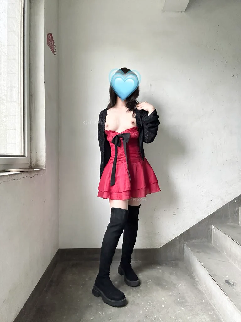 喜欢长靴的，让我看看你们的双手👋@SexytoBaby@SexytoDoll@SexytoGirl@SexytoLady https://t.co/XQf0dTDj4y