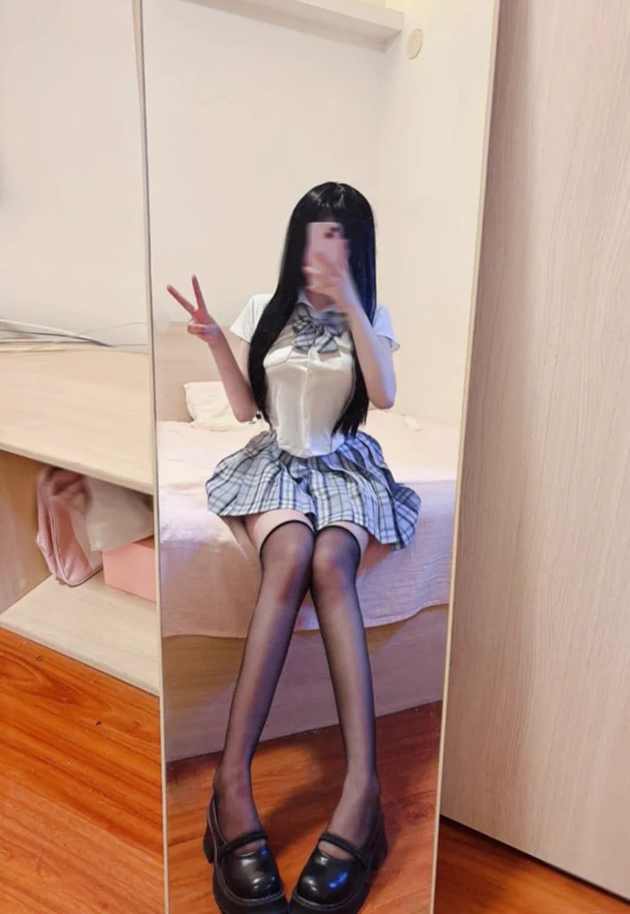 你的电子宠物🐈‍⬛ https://t.co/GNEofJoQhg