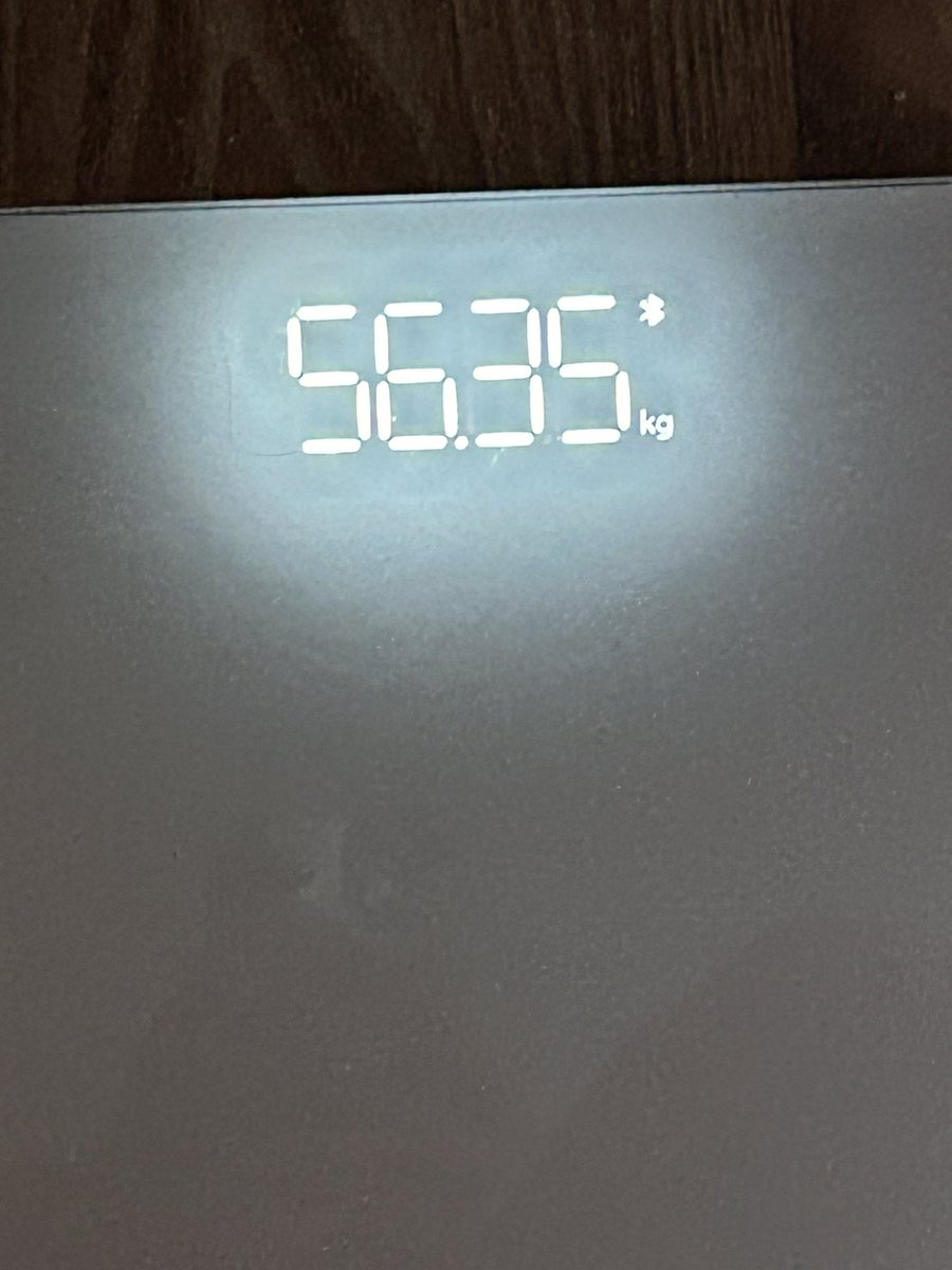 谁懂经过节食低血糖吃了平时不敢吃的东西又受凉给自己做完一大碗宵夜第二天上秤看到这个数字的救赎感🥲 https://t.co/jUoTeVXUEh