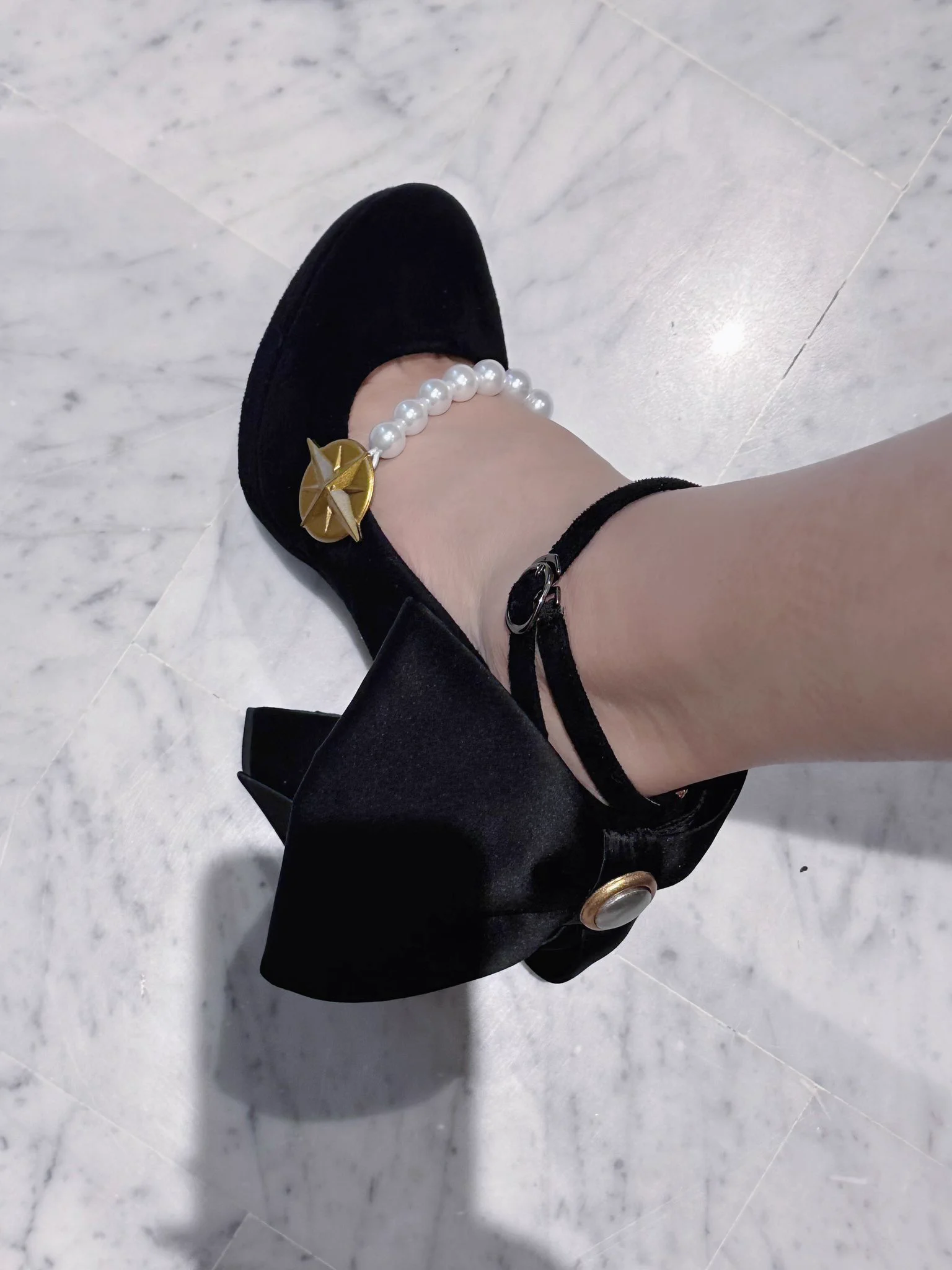 My Astra Yao shoes are too cute 😭🖤 https://t.co/87u2mbnXme