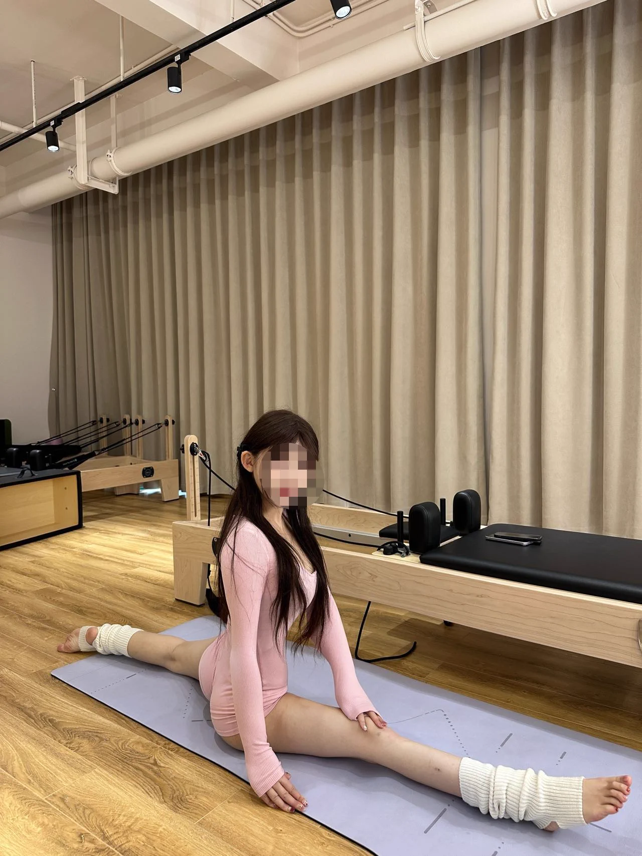 #杭州大🐻D杯有肉感，可甜可御 ，温柔甜心 💗会一字马  会热舞和辣舞，会瑜伽，健身达人💃 TG:https://t.co/ug3hDZogof https://t.co/CHgLbviDre