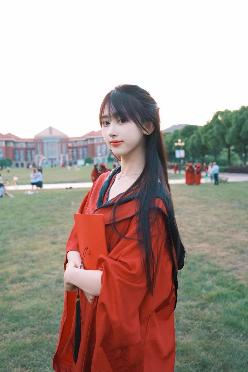 #上海 硬5 喜欢甜美单纯的必选款宝藏女孩Up Up!·age/年龄 03·Bust/胸围C·height/身高173 ·weight/体重48kg纯天然 全身0整 無纹身 牛奶肌肤 性格温柔有趣真实高材生 天音毕业性格绝佳情商高!tg群：https://t.co/9GDHeH2i41 https://t.co/apGeN5d0UY