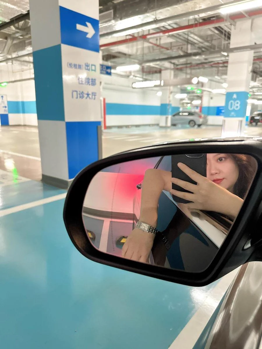 都说女人矜持高冷爱装，对你没有兴趣而已期的我不论在什么地方都会想随时发情最近排卵刚出地下车库就在车里和粉丝做爱，打开车窗声音回荡在车库里感觉自己很下贱但是真的控制不住❤️ https://t.co/6jP5OGMlJk