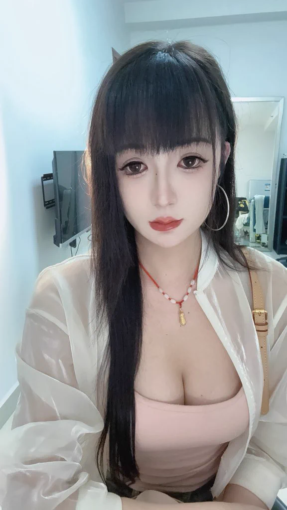 到福州了有没有福州的小哥🤓🫣#福州ts #福州线下 https://t.co/klrvYiZF3b