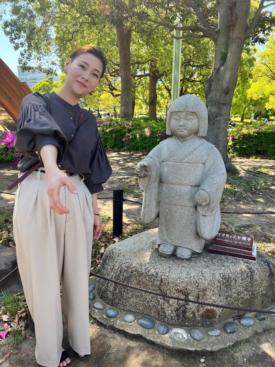 私とも握手してください🤝 https://t.co/cPWe4KFbzd