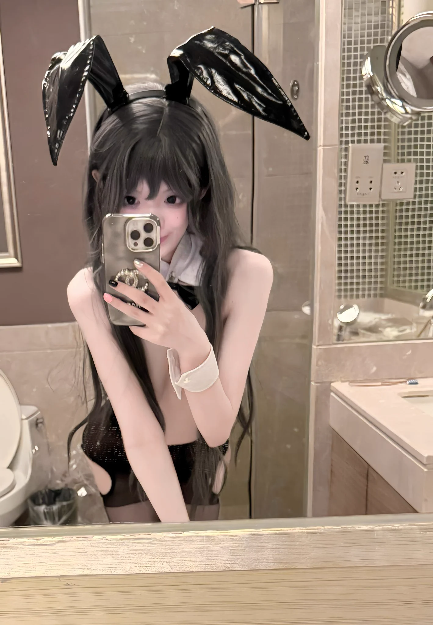 超高颜值极品美女甜妹嫩嫩的反差骚母狗给金主爸爸吃肉棒，完整版在主页置顶电报群冲冲冲！@007share @wqganenshi_ @eggroll_tea https://t.co/2CBDrD0qFS