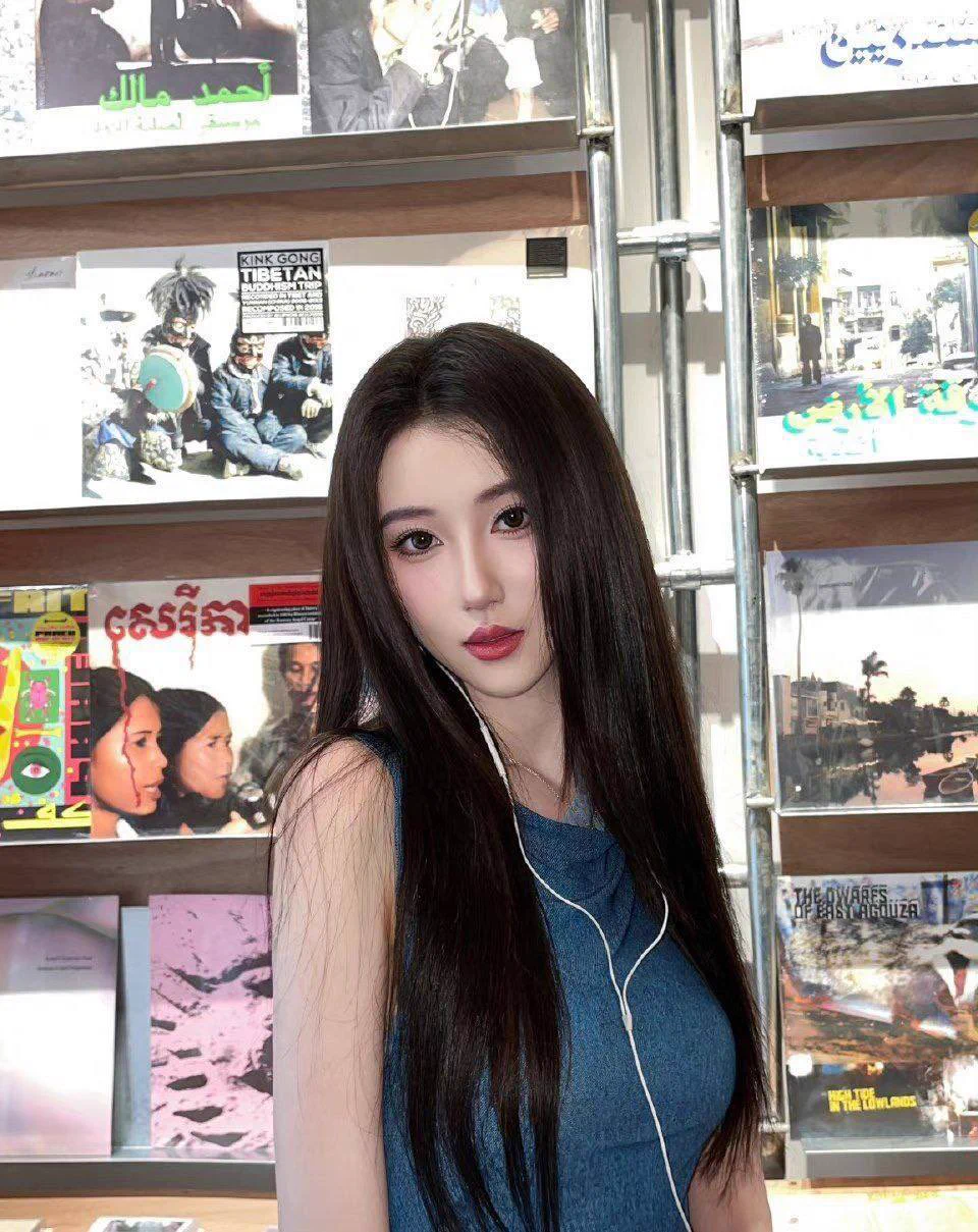 #深圳 172极品🦜🎬•Height 身高/172•Weight体重/48kg•Bust胸围/真🐻C•Age年龄/02Tg🛰️全国在线看图群交流群精彩反馈在内☞: https://t.co/dEo7rdTLRT备注zfb口令通过🉑️u口嗨勿扰🏅️🐧3806046785 https://t.co/EA182lyhlm