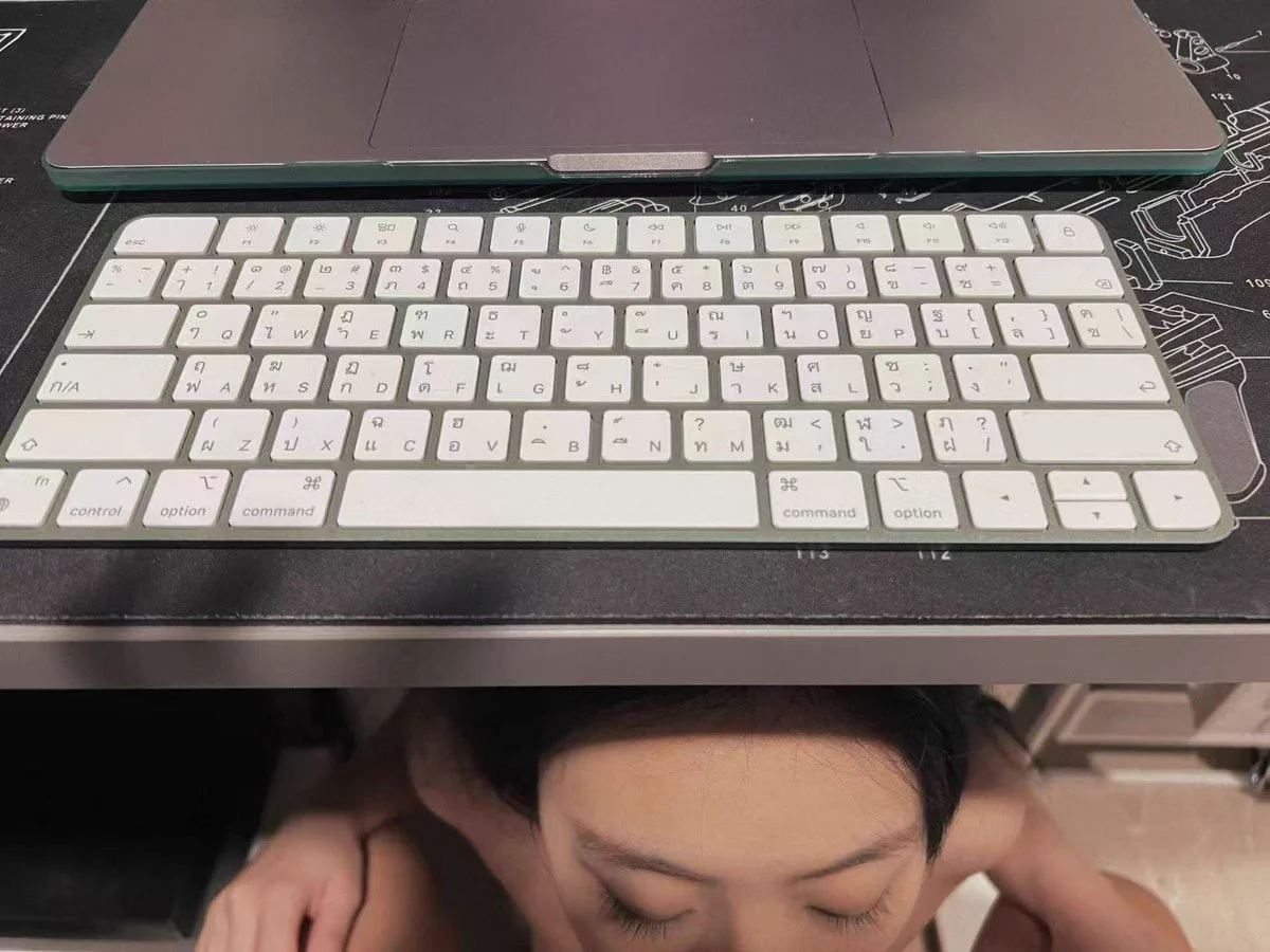 作为一个体制内的我 长期乏味的工作 你问我对性有什么看法 其实我没什么看法 不过做法倒是有很多 不信你来试试 https://t.co/LU9xfloreU