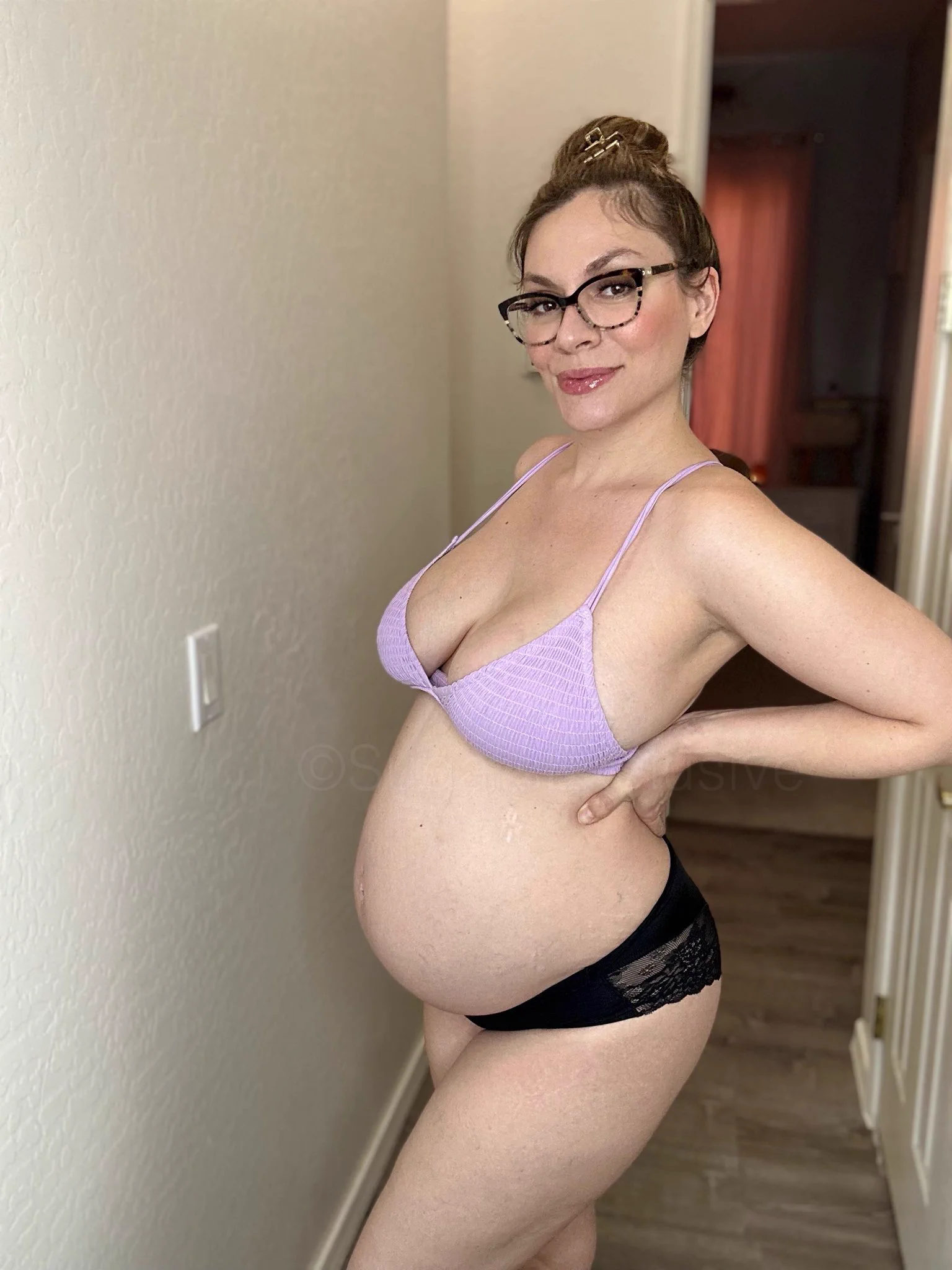Let mommy take control 😋 https://t.co/olAirWyuE6
