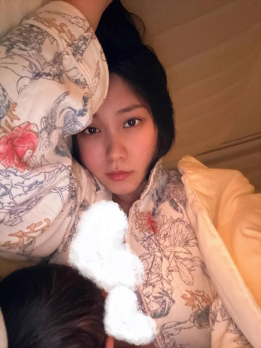 谁说宝妈就一定要逐渐变成黄脸婆… 宝妈也可以很漂亮，也依然可以欲望高涨… 喂奶的时候好像男性幼崽都很乖，你们是不是也一样的，只要含住就很听话..可以告诉我下嘛~ https://t.co/scxa1MITNK