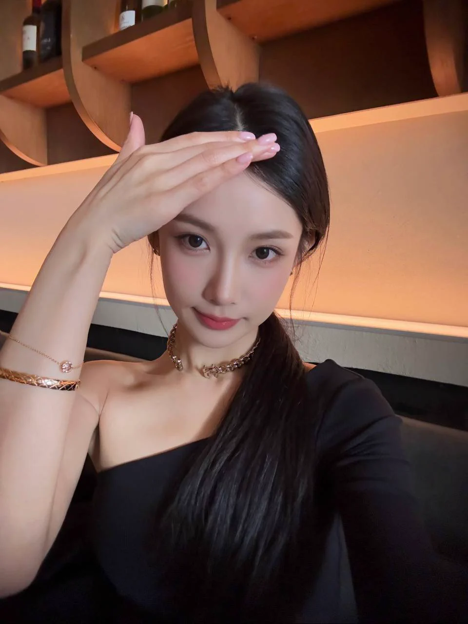深圳鹦鹉🦜03年清冷气质古风美女 真实艺术生记忆中的白月光❄️毫无风尘味 女友感萝御双修 可纯可sao 身高173cm. 体重100斤.E🐻 蜜桃臀🍑   皮肤紧致雪白，性格开朗大方 温柔可爱  纯天然🈚️整容大号👉🏻白鹤🥇私人订制@bh8881bot https://t.co/NbEDCyNsH3