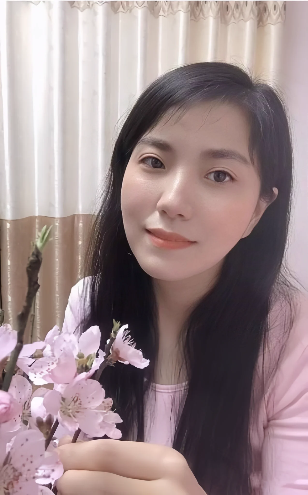 春风有意，红杏有情，此刻正是约会游玩的好时候，憋在家里既无聊又浪费这大好春光，想约我一起玩的私信我哟～ #线下 #偶遇 https://t.co/49Xe6OTtXH