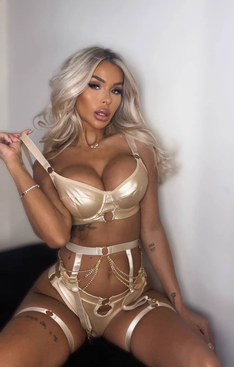 drop a RT if i haven’t hit your DMs yet 🫣 https://t.co/1awqGqwiuh