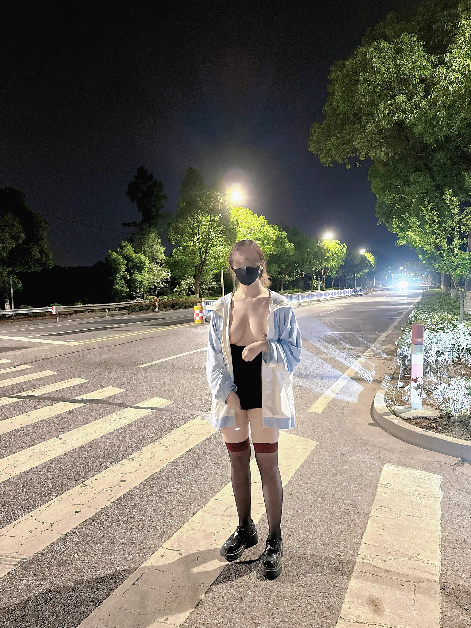 @luchu888 夏天的夜晚一起逛街吗 https://t.co/tw4iD0Yb3j