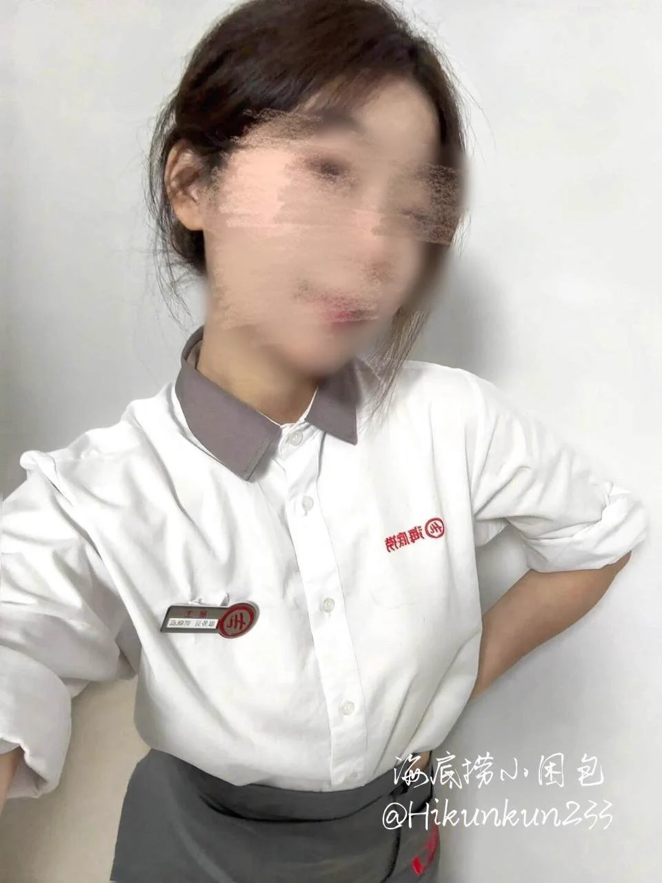 中午前男友特地跑来我们店里，还特地坐我负责的桌子这边。期间就一直问我，他一个人来的，能不能有特殊服务，反正做过那么多次了…最后半推半就被他拉去商场的洗手间了，我得承认，工作期间做爱真的很刺激… 不过还是不喜欢前男友那个狗男人了，最近希望在推特约一下，私信滴滴给位置～ https://t.co/EWoakPgNlN