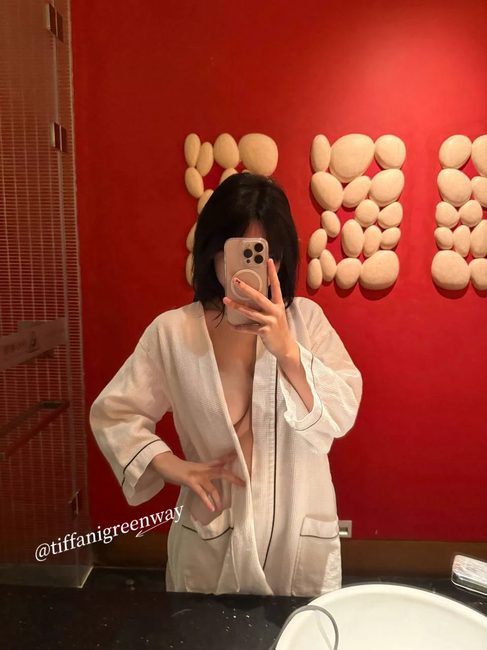 这一单能不能成！！！！！就看今天我把客户伺候的爽不爽了！！！！！可以来围观！！！禁止📸！！！！！！！ https://t.co/I0nN8UgFJg