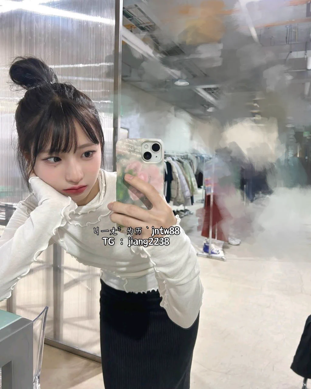 沒人按💖…… 是因為我車頭燈太小了嗎 ？？？ https://t.co/clHLL4hSNH