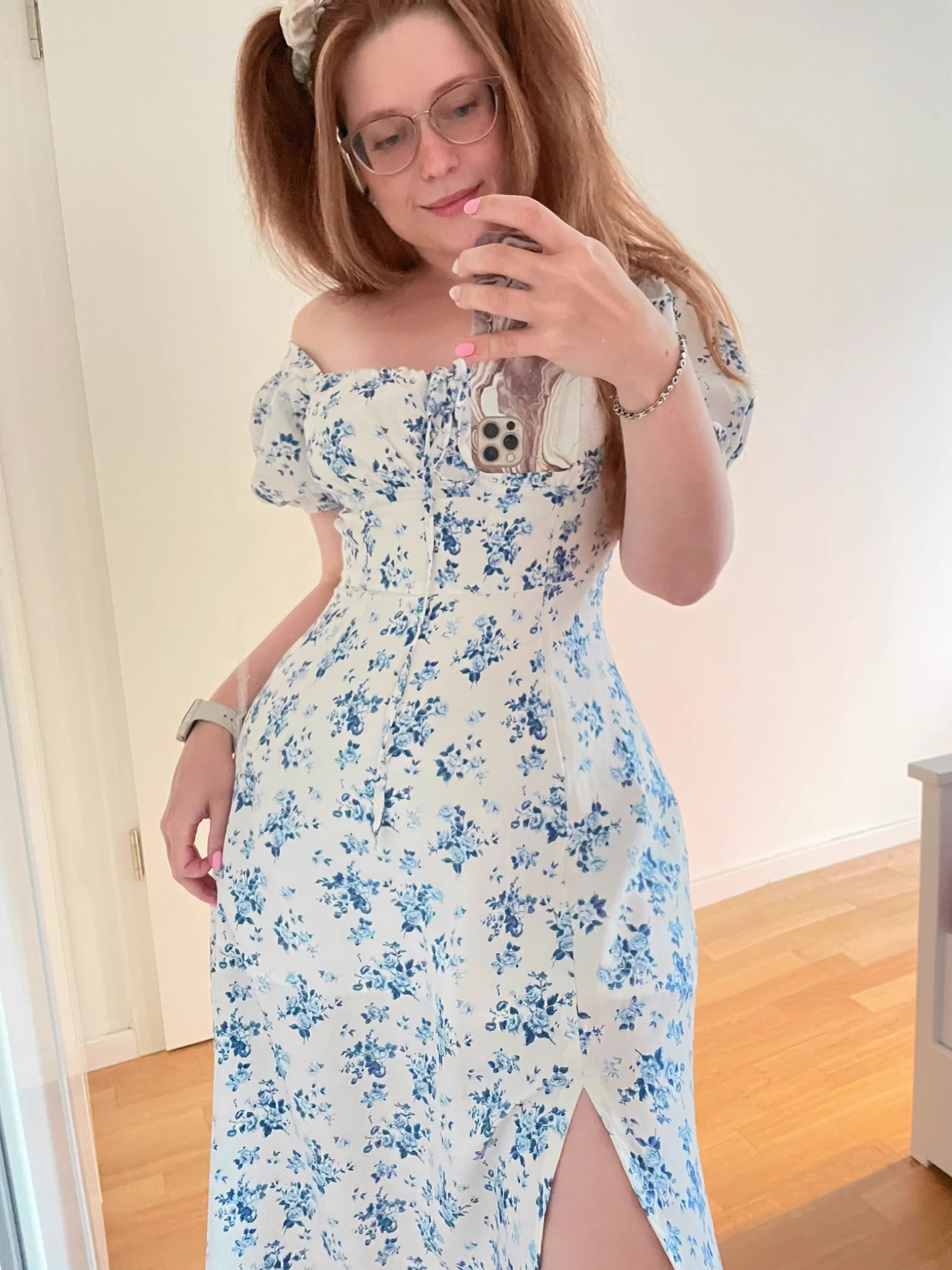 Do u like my summer dress? 🥰💙 https://t.co/5lSwyVszlH
