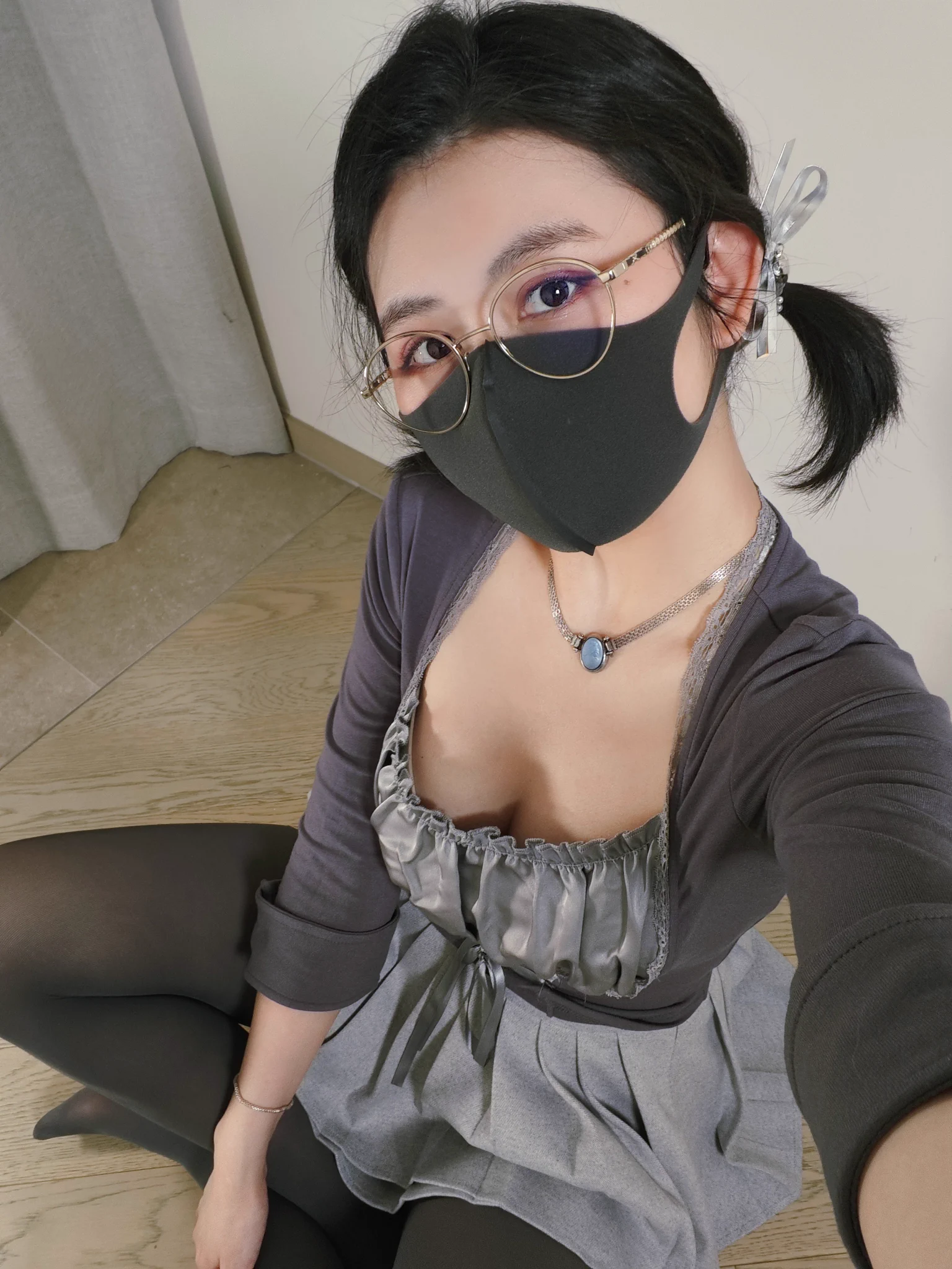 Hi 🖤 https://t.co/8vlpJjJEjD