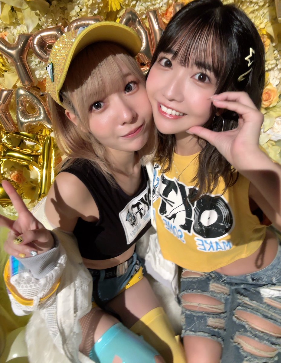 #OKF25 ありがとうございました💛

熱量やばすぎてアドレナリンどばどばで言葉汚いかもだけどくっっっっそ楽しかった！！！！！

気持ちよすぎた！！！！！！！
ライブ楽しすぎる！！！！！

最強ライブを奥ゆい、来てくれたみんなみんなみんなありがとう！！！

p.s.パパはめっちゃ後ろにいました笑 https://t.co/LRiAWRjlTM