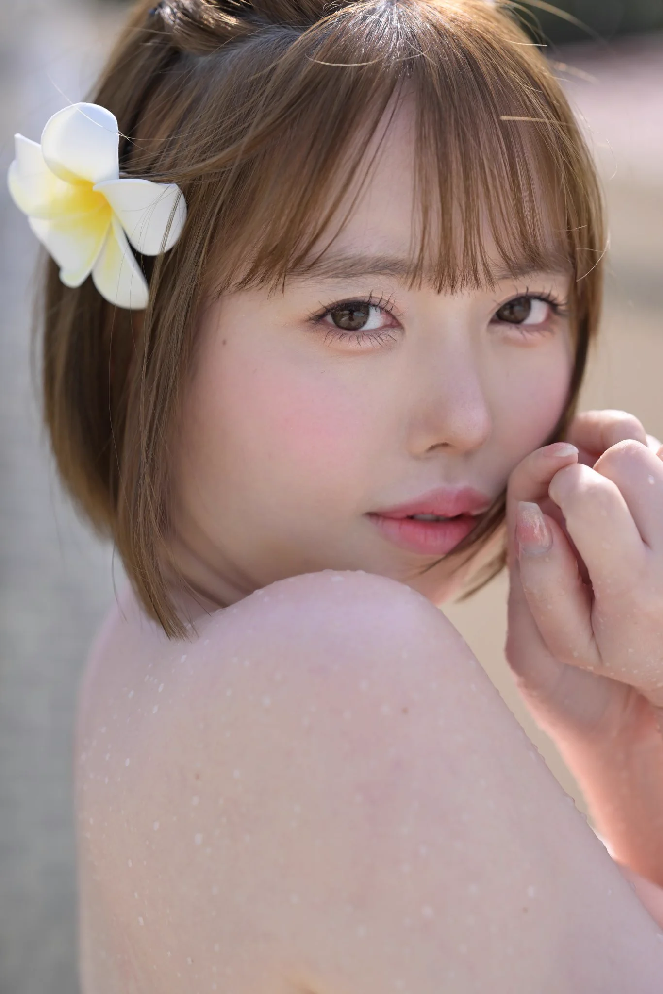 再過4天⋯這個笑容甜美皮膚雪白的學生妹就要回歸了？https://t.co/j9d2C9Vy8O還記得她嗎？她是青春時代出道、後來成為發片機器的「百瀬あすか(百瀨飛鳥)」，在2023年12月31日引退的她不久前重回社群，並且宣布「倒數4天」，這是什麼意思、如果要回歸又是去哪？請看〜#百瀬あすか #百瀨飛鳥 https://t.co/VJrnFY49u1