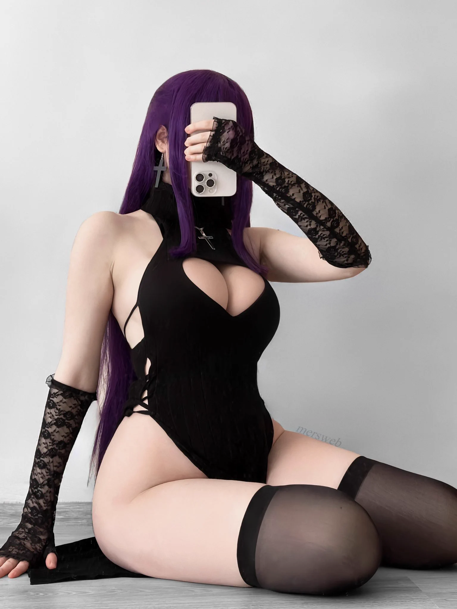 gothic fern 🖤 https://t.co/3tiIp0AOef