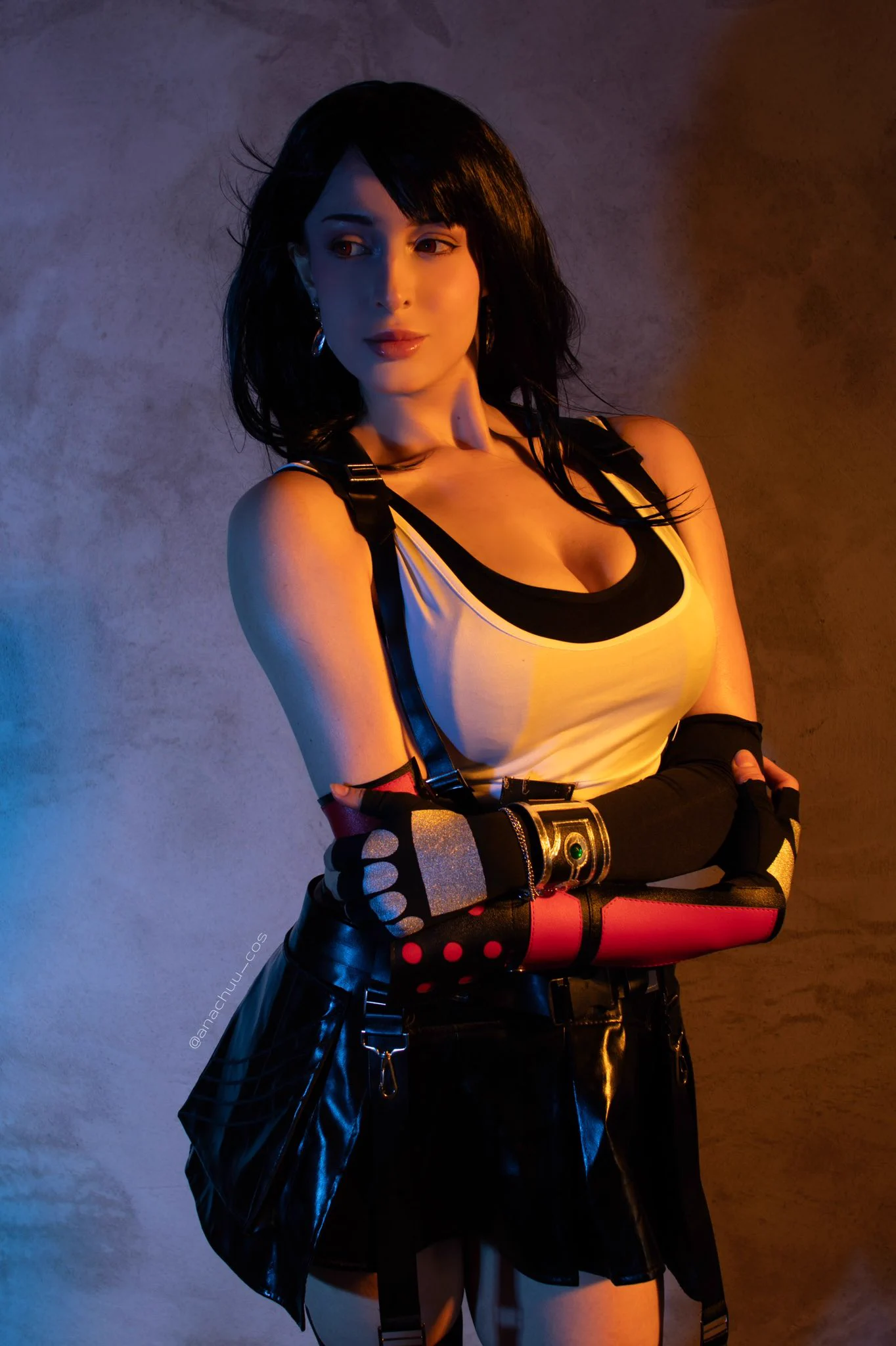 Which view do you like more? 1️⃣ or 2️⃣?(Tifa Lockhart from Final Fantasy game) https://t.co/nsc0hmUR06