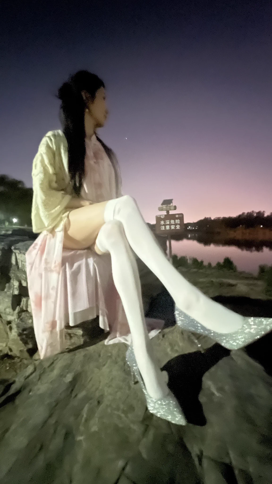 丈夫引以为傲的妻子（被迫营业）👀难驯人妻初妥协㊙️#妻味 #买家秀 #户外露出 #反差人妻 https://t.co/HAlq70NssP