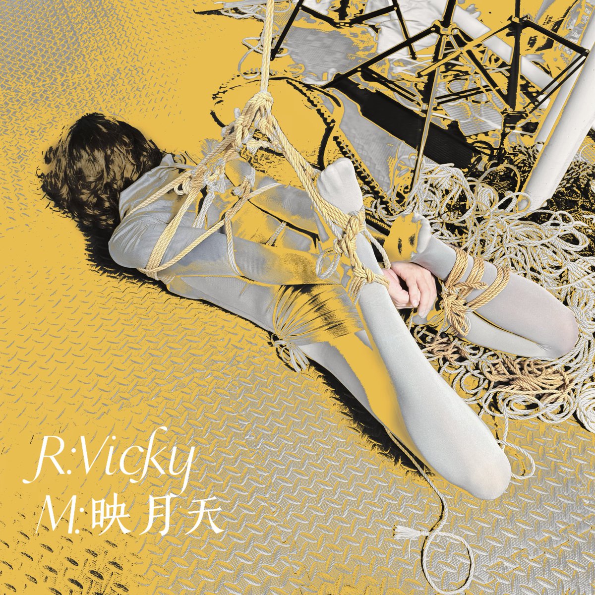 微微绑了一下很可爱的卷毛 @yuetian99014 https://t.co/fMmxTJ7kJ4