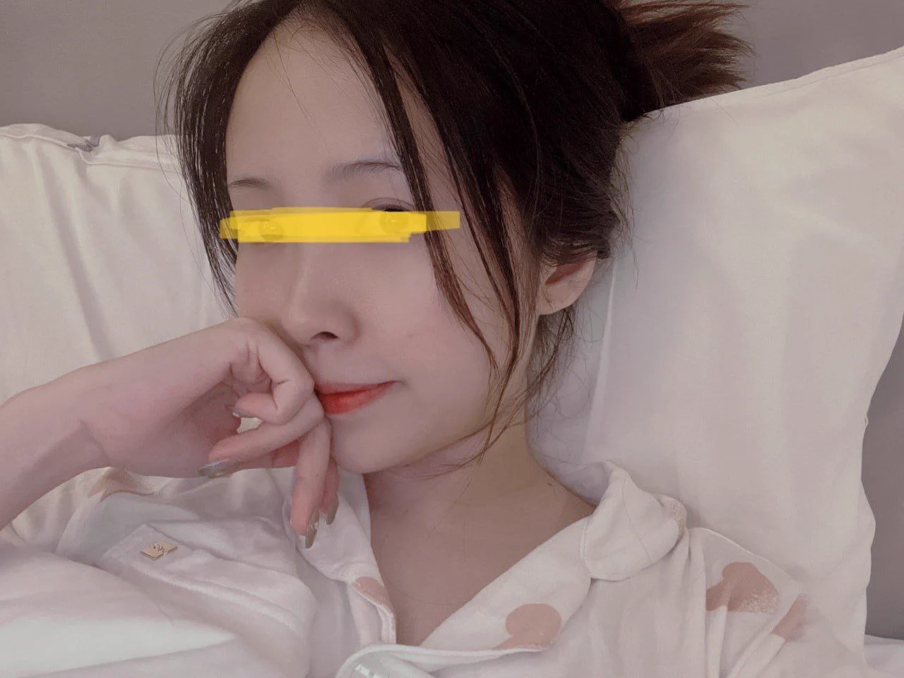 #四川夫妻 #换妻 #绿帽 #淫妻 #人妻 四川成都床头小娇妻,可互换 3p sm，户外露出 多人可互换 3p sm https://t.co/bDNfEzkVMP