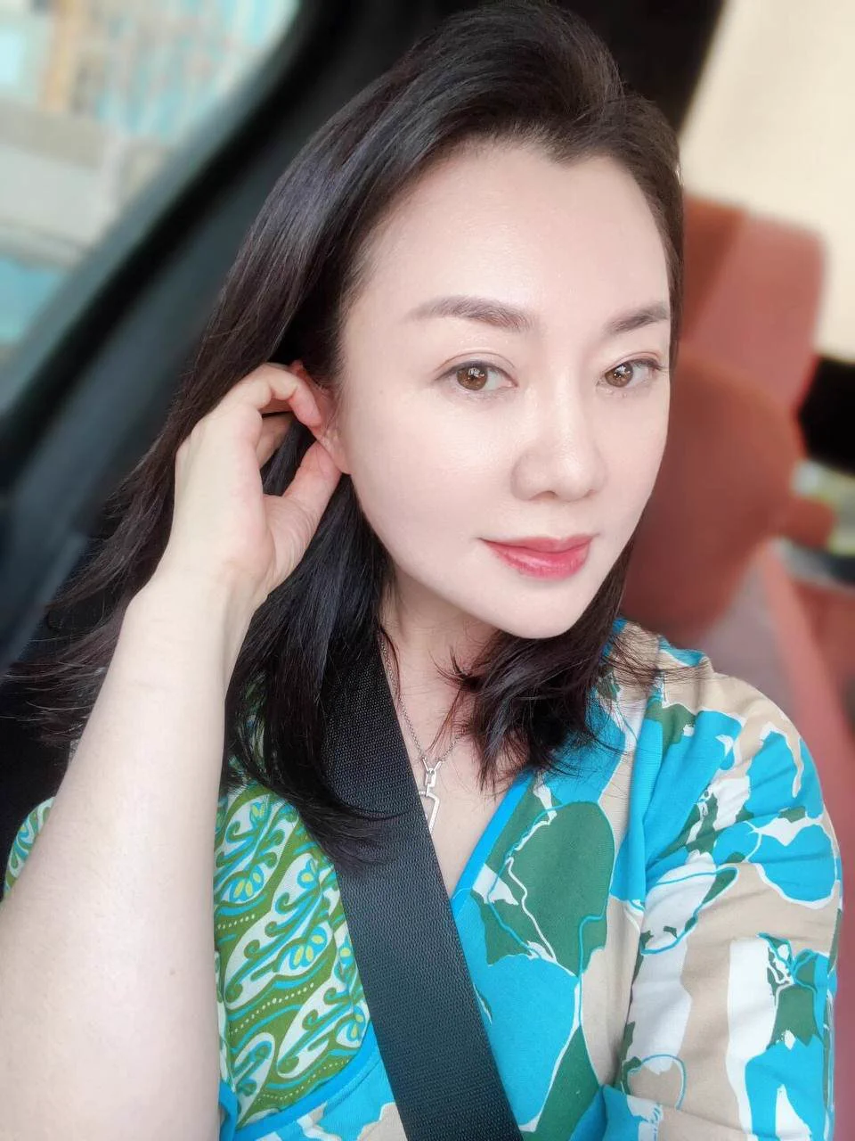 有时候也想化成夏天里的精灵，误闯进你深绿色的梦境里～ https://t.co/m1ldKa0waO