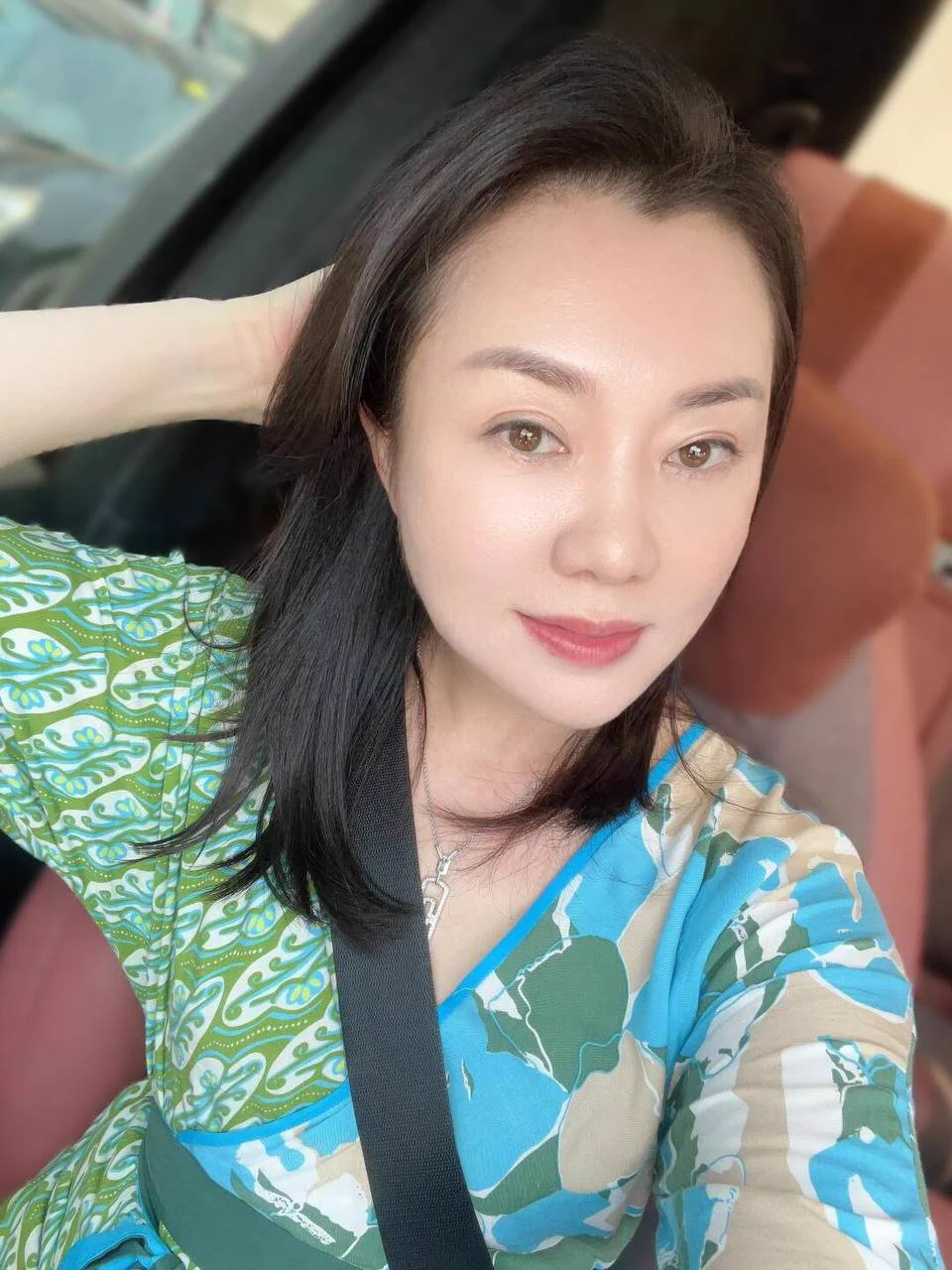 有时候也想化成夏天里的精灵，误闯进你深绿色的梦境里～ https://t.co/m1ldKa0waO